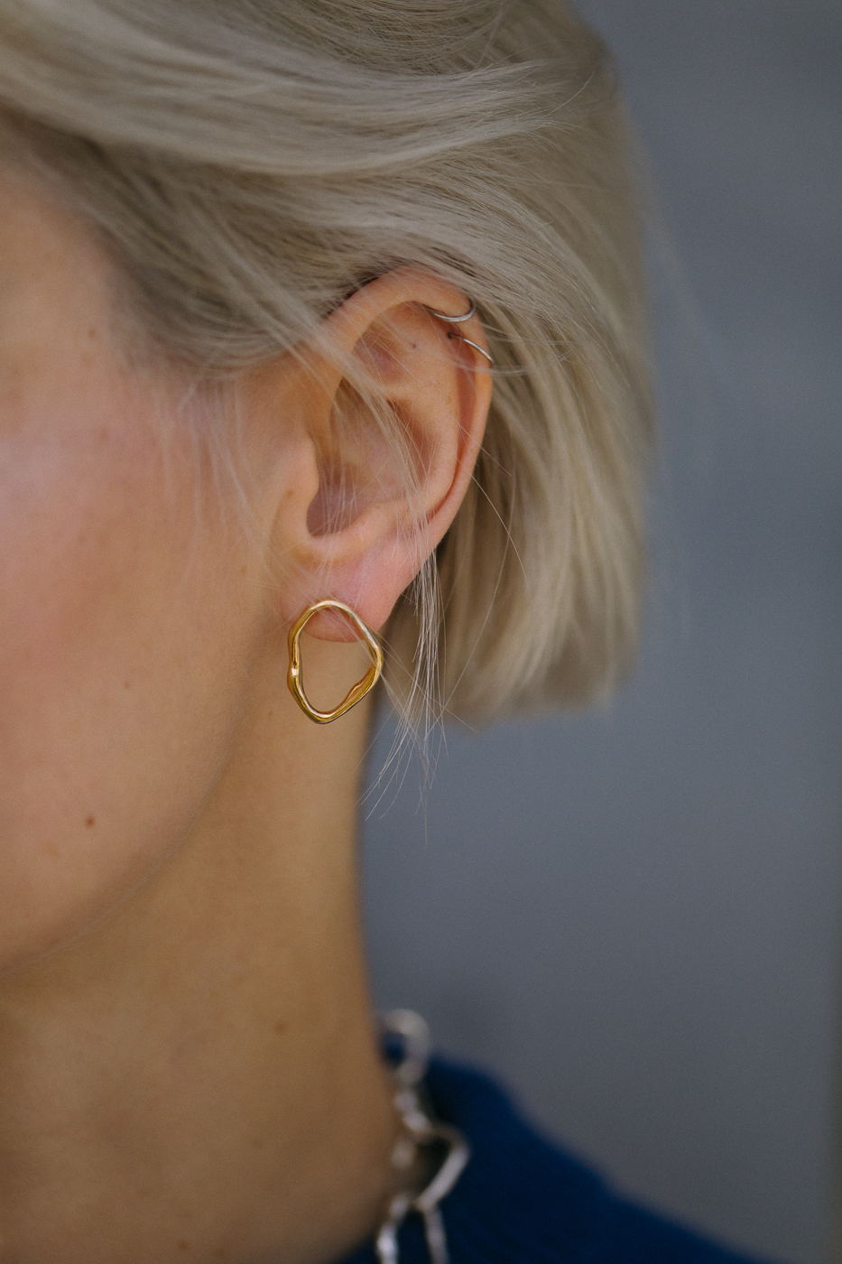 PEARL golden empty earrings