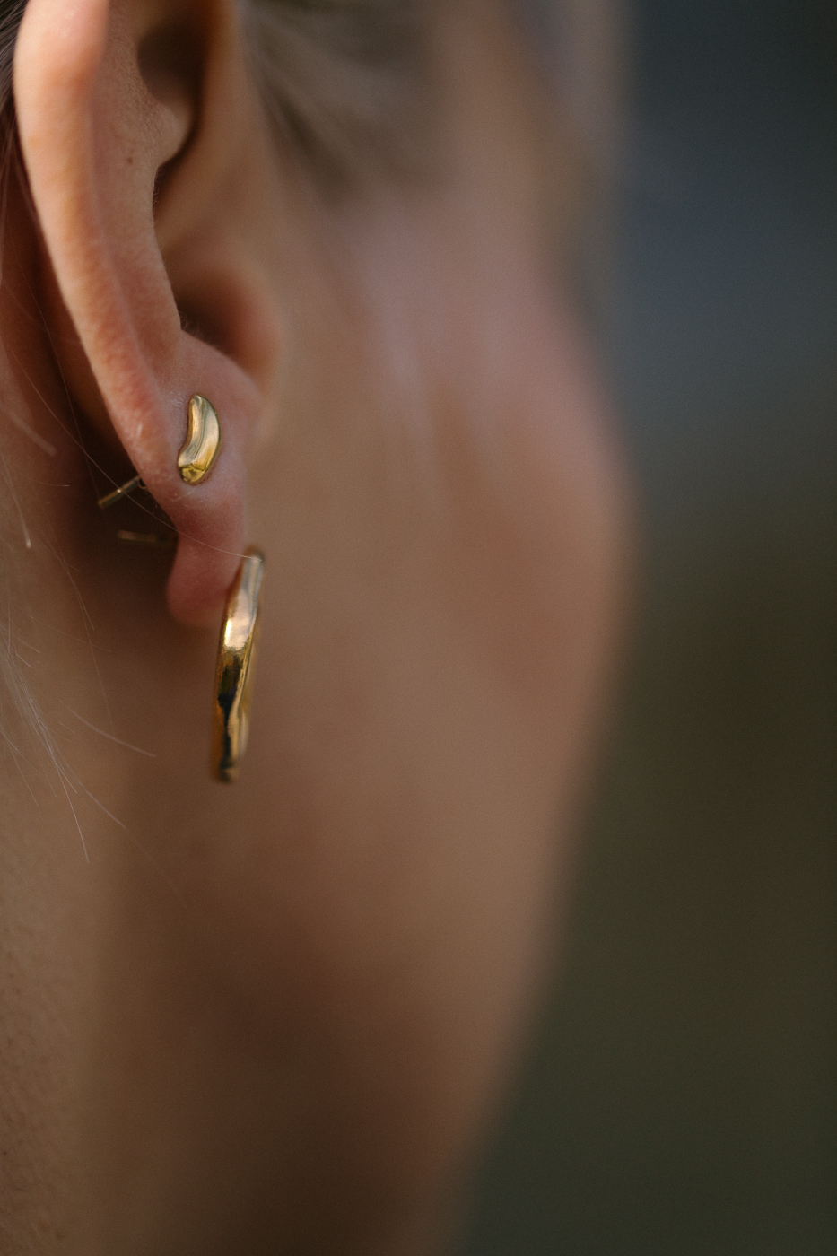 PEARL golden empty earrings