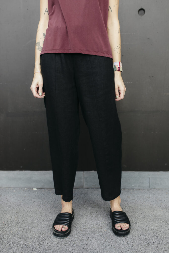 LISBOA /black linen/