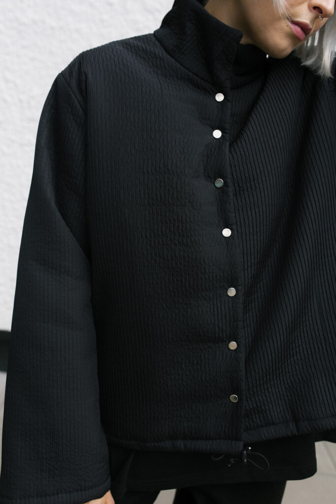 SAKAI /black puffer/