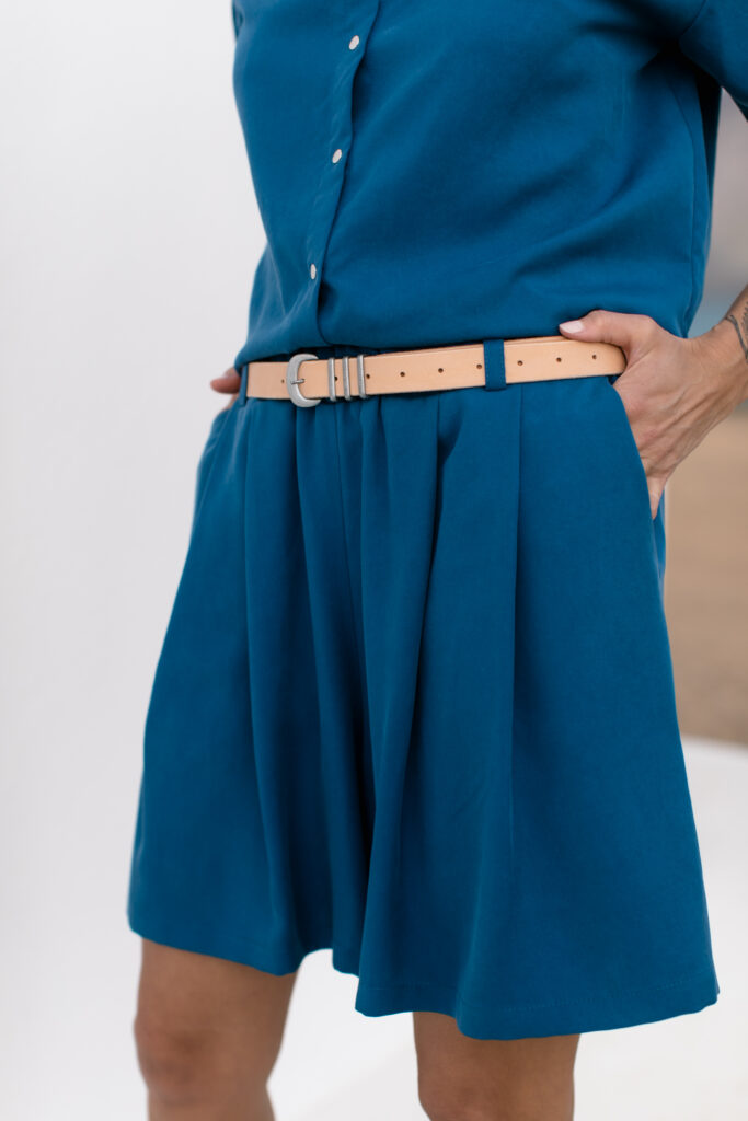 BAI shorts /dark blue tencel/