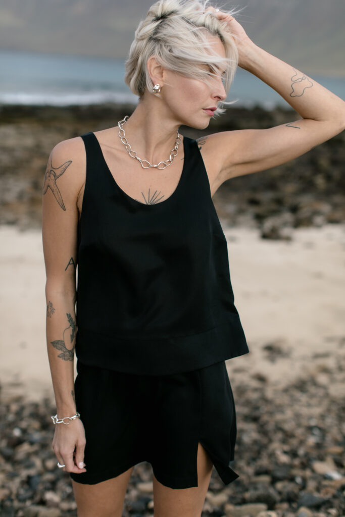 MINI skirt /black tencel/