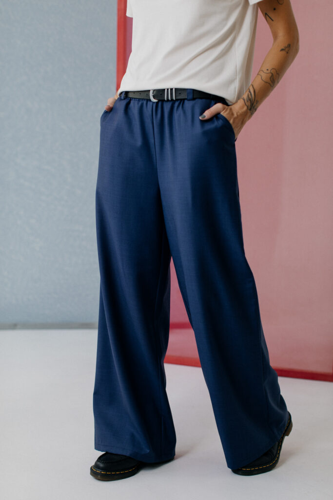 FIKA /dark blue wool/