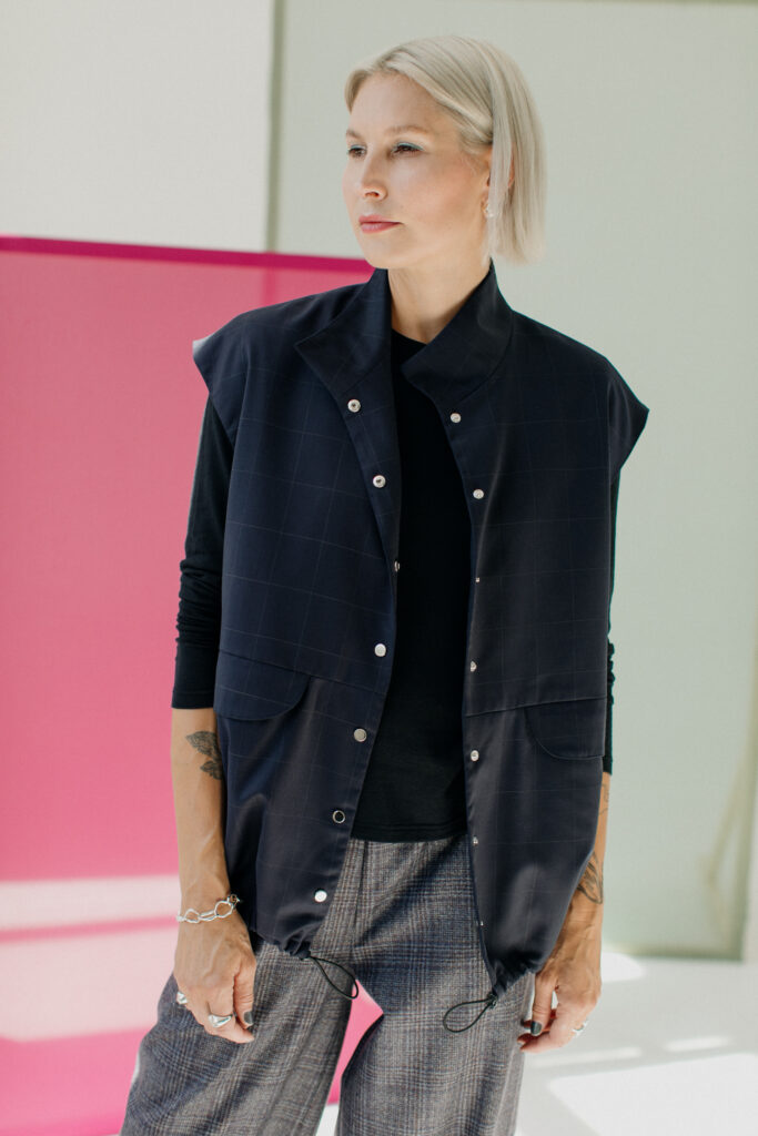 GOBI WINTER /navy grid wool/