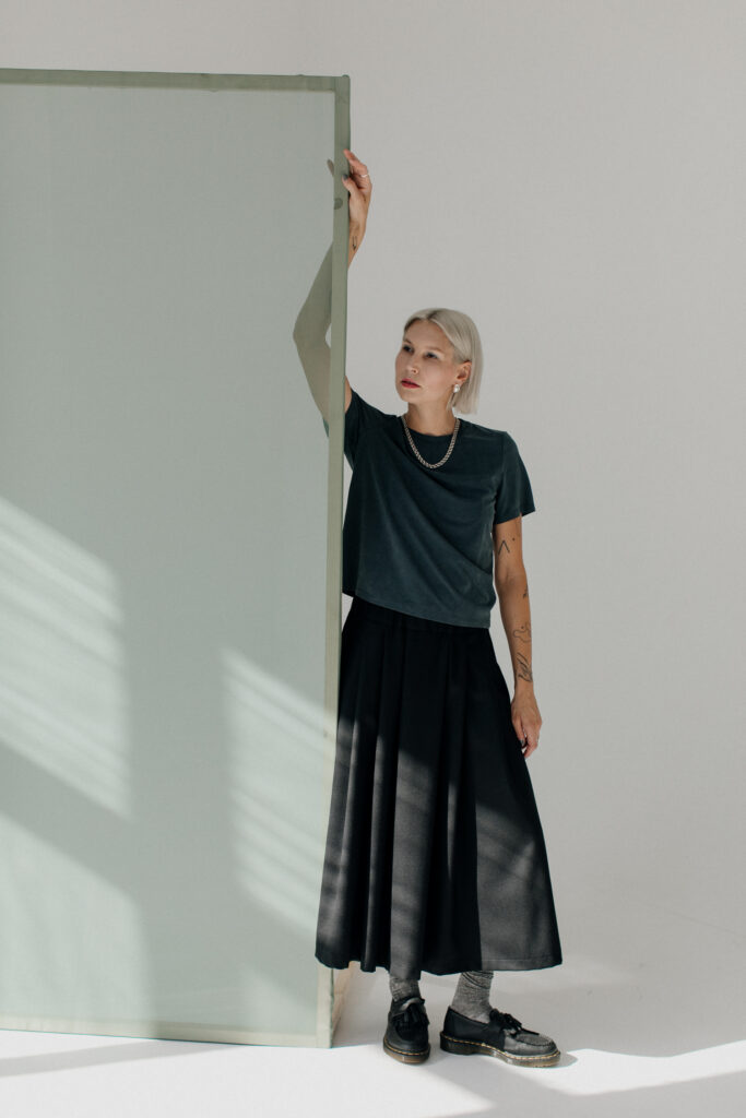 SEOUL /black merino wool/